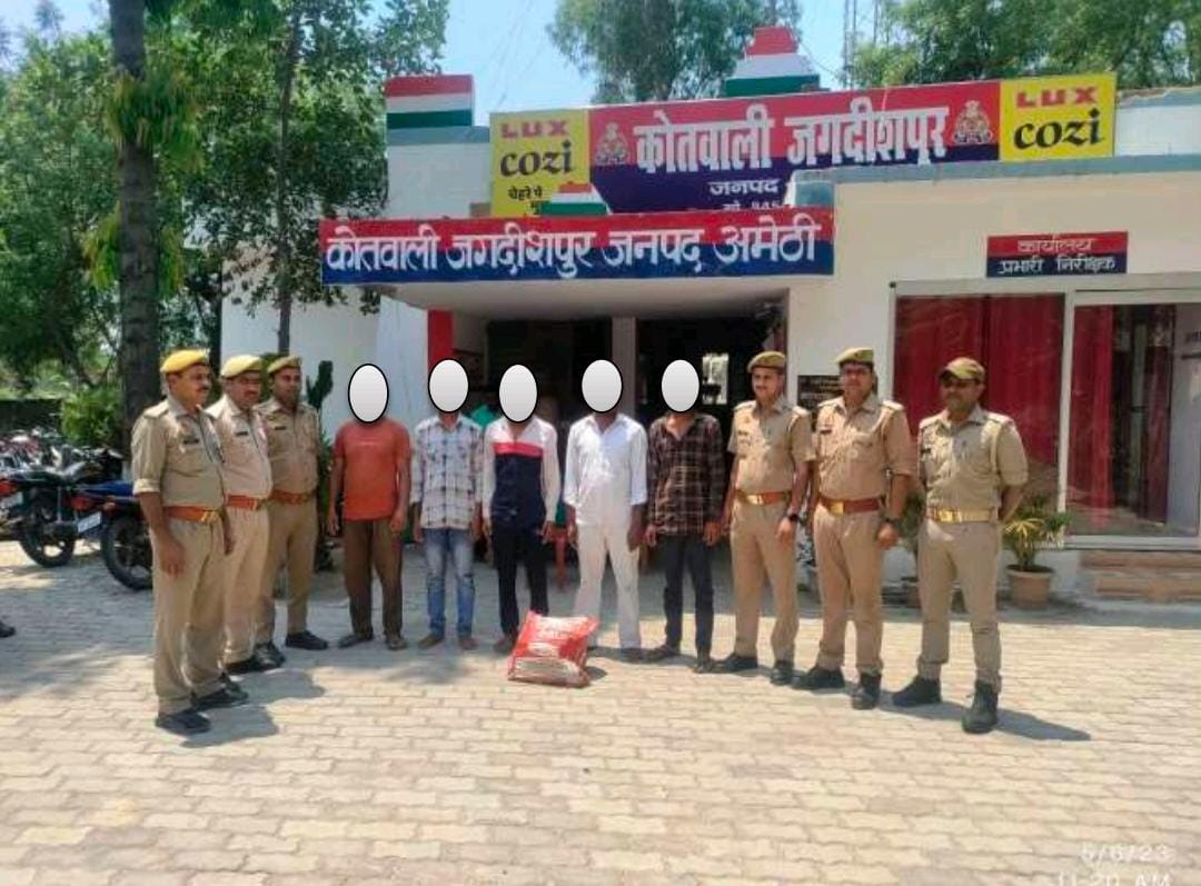 गौ कशी करते 5 अभियुक्तों को पुलिस ने मौके से पकड़ा 90 कुंटल मांस उपकरण बरामद