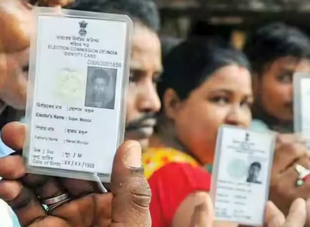 19 अप्रैल से शुरू होंगे लोकसभा चुनाव, Voter ID Card में ऑनलाइन करवा लें करेक्शन