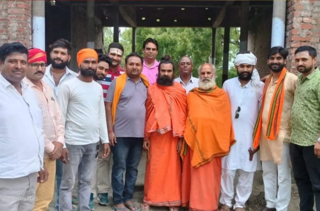 विश्व कल्याण हेतु बाबा ब्रह्मचारी अपनी कुटिया से श्री राम जन्मभूमि अयोध्या के लिए करेंगे दंडवत यात्रा