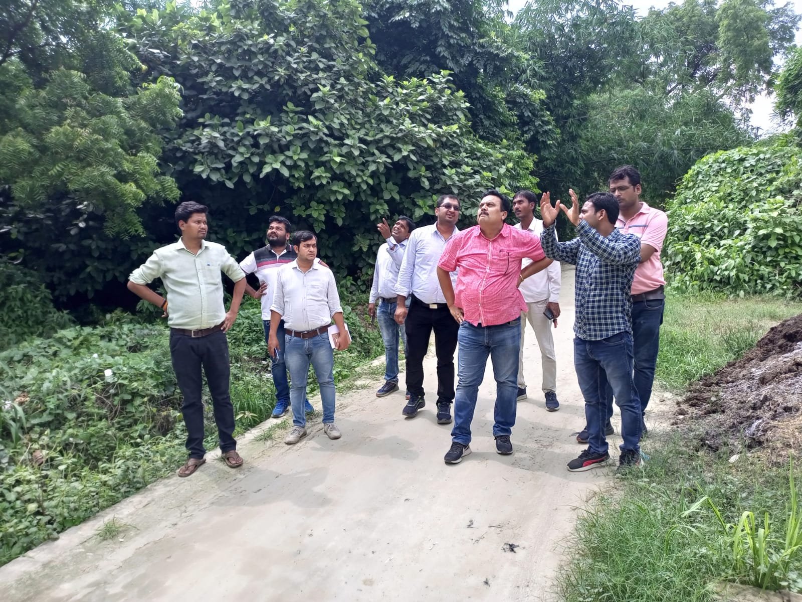 आर डी एस योजना के अंतर्गत किए गए कार्यों का अधीक्षण अभियंता ने किया निरीक्षण