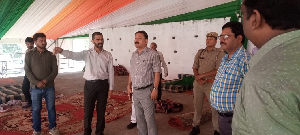 अंबेडकर नगर महोत्सव की तैयारियां जोरों पर जिलाधिकारी ने लिया जायजा