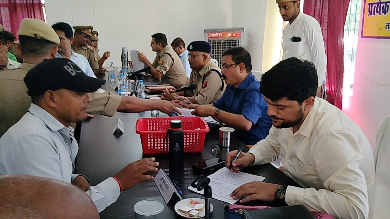 संपूर्ण समाधान दिवस जनपद की सभी तहसीलों में हुआ आयोजित 