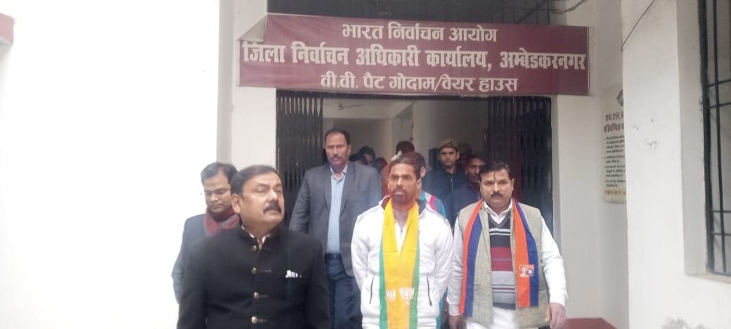 ईवीएम/वीवी पैट तथा वेयरहाउस का जिलाधिकारी विभिन्न राजनीतिक दलों के प्रतिनिधियों के साथ किया त्रैमासिक निरीक्षण 