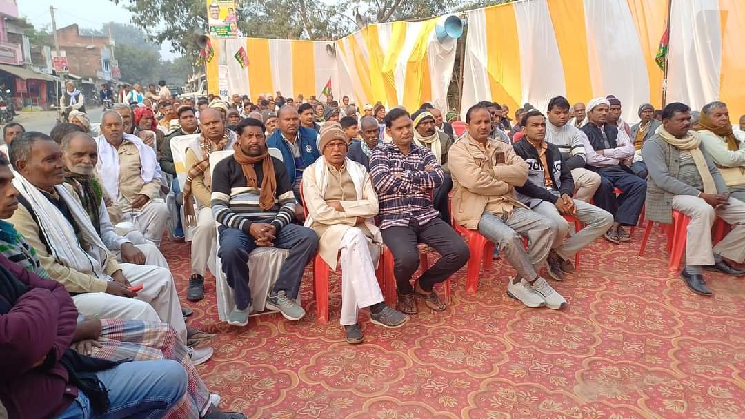 सपा कार्यकर्ताओ की संपन्न हुई बैठक, लोकसभा चुनाव के मुद्दे पर हुई विस्तृत चर्चा