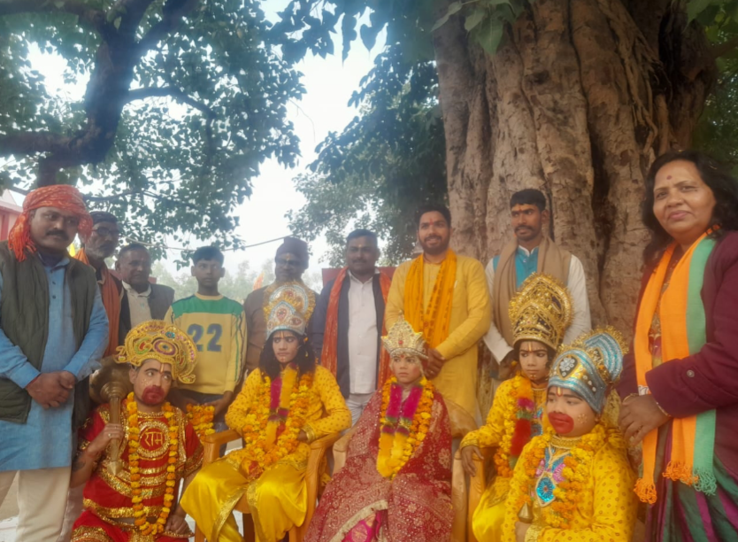 नगर में निकाली गई अक्षत कलश यात्रा, लगे जयश्रीराम के नारे