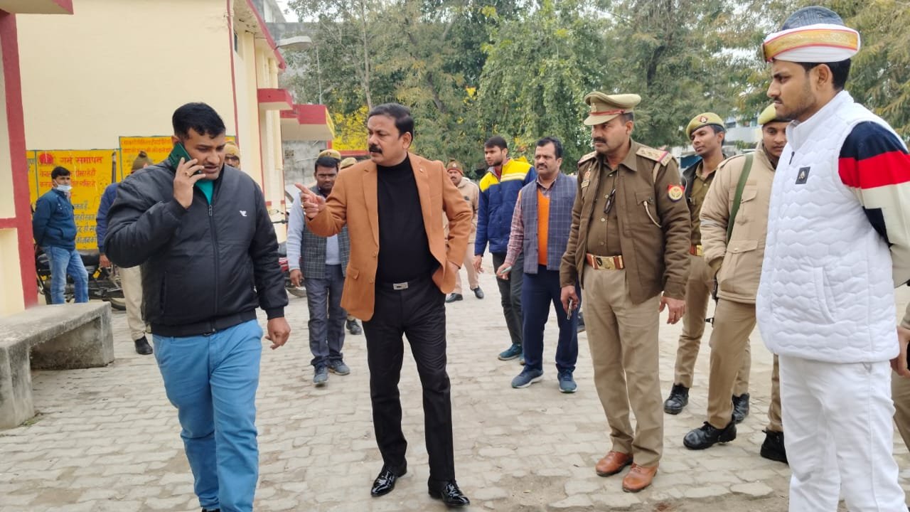 सामुदायिक स्वास्थ्य केंद्र आलापुर तथा प्राथमिक स्वास्थ्य केंद्र रामनगर का किया गया औचक निरीक्षण