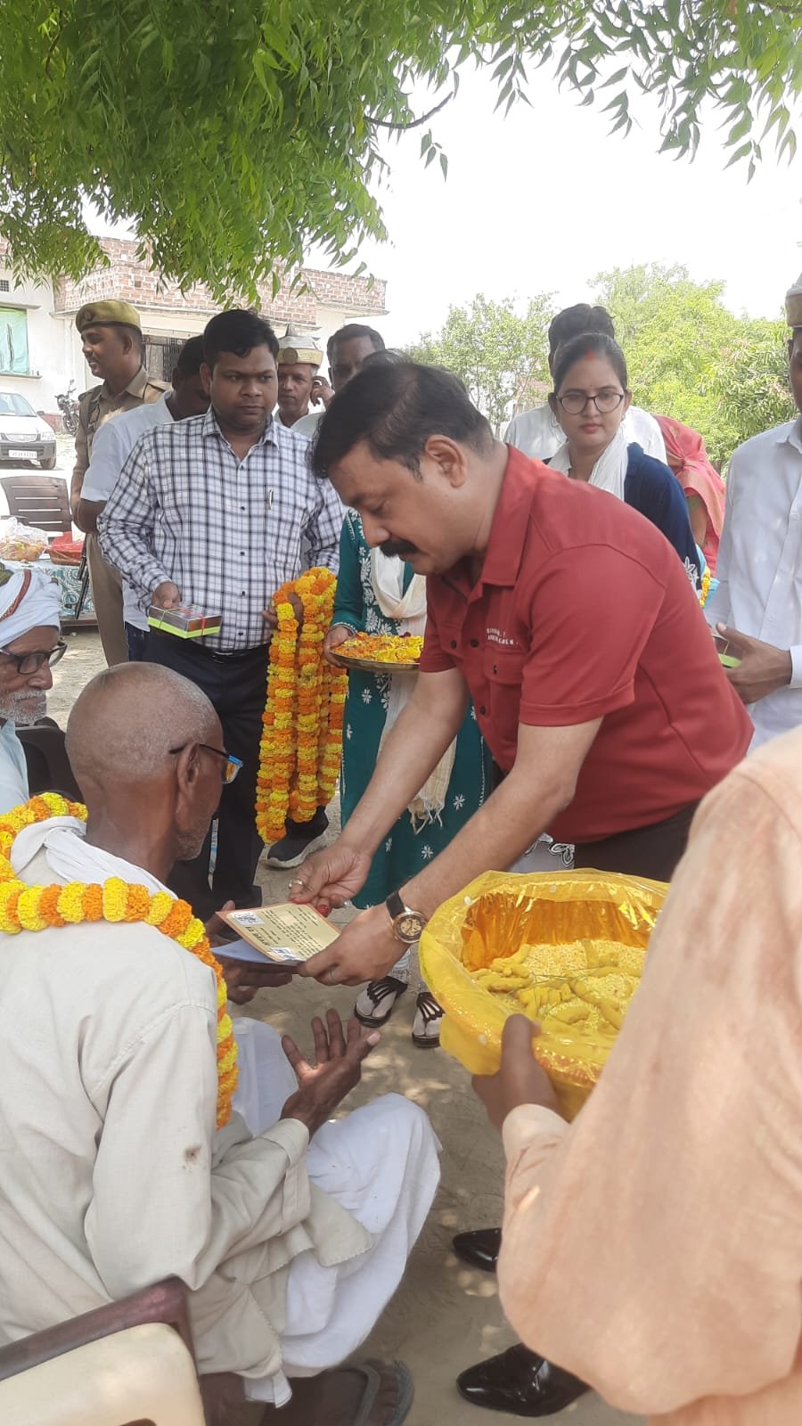 जिला निर्वाचन अधिकारी द्वारा मतदान में प्रतिभाग करने की, की गई अपील 