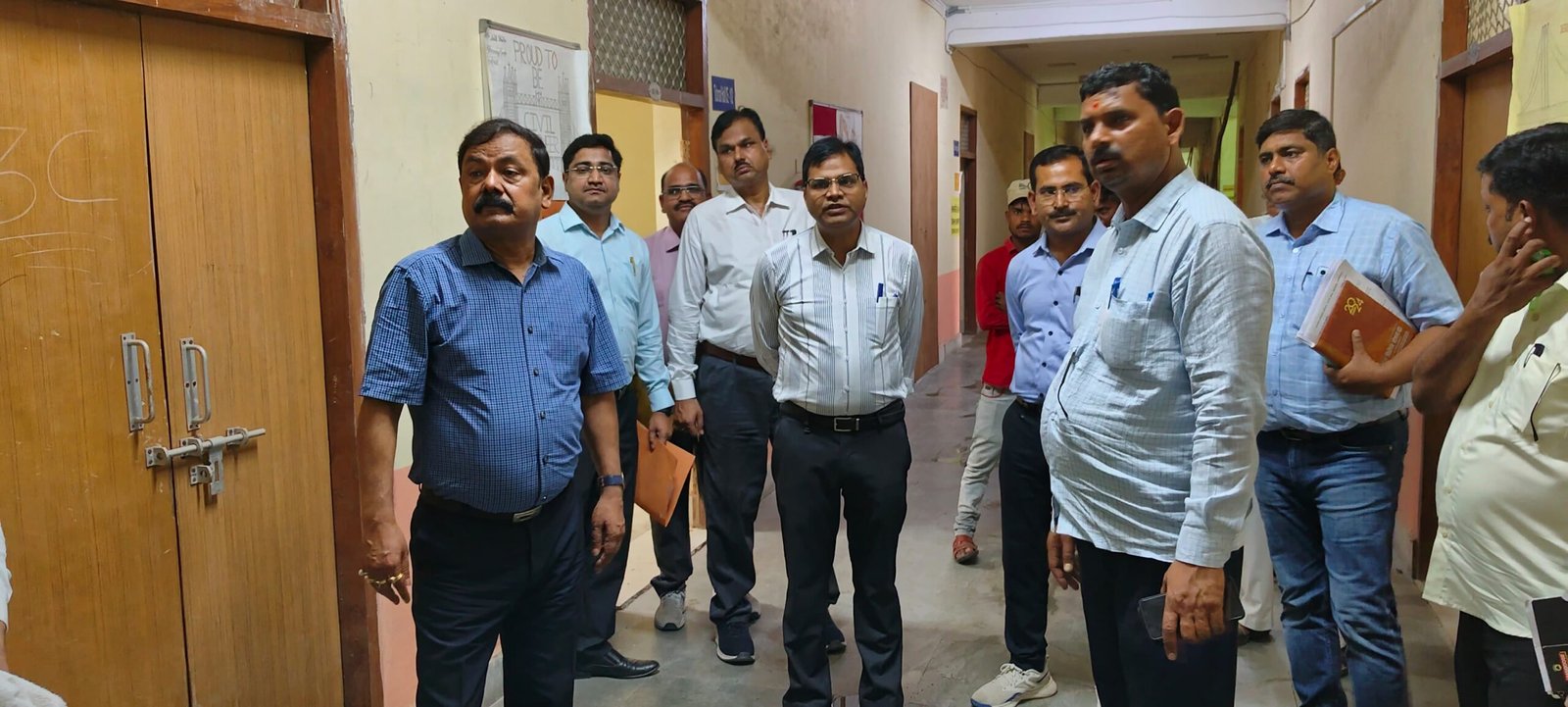 जिला निर्वाचन अधिकारी व पुलिस अधीक्षक ने मतगणना स्थल व स्ट्रांग रूम का किया निरीक्षण