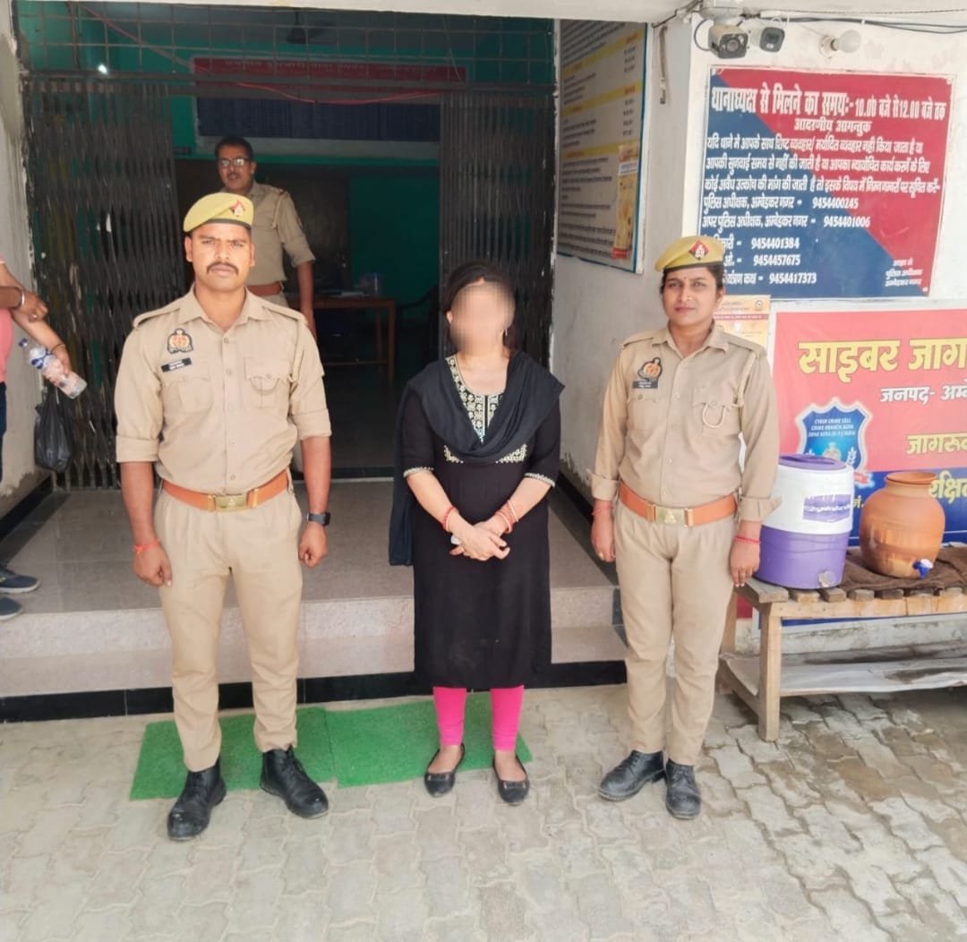 हंसवर पुलिस ने गैगेस्टर एक्ट में वांछित अभियुक्ता को किया गिरफ्तार 
