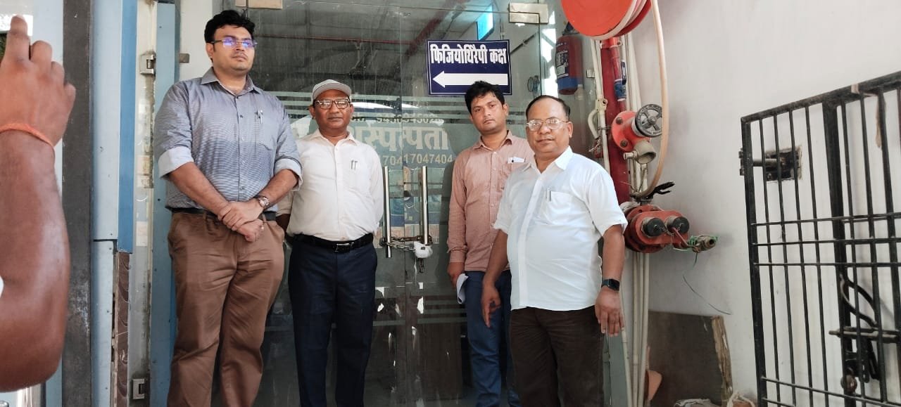 जिलाधिकारी के निर्देश पर जनपद में चल रहे अवैध 17 अस्पतालों को सील कर, एफआईआर हुआ दर्ज