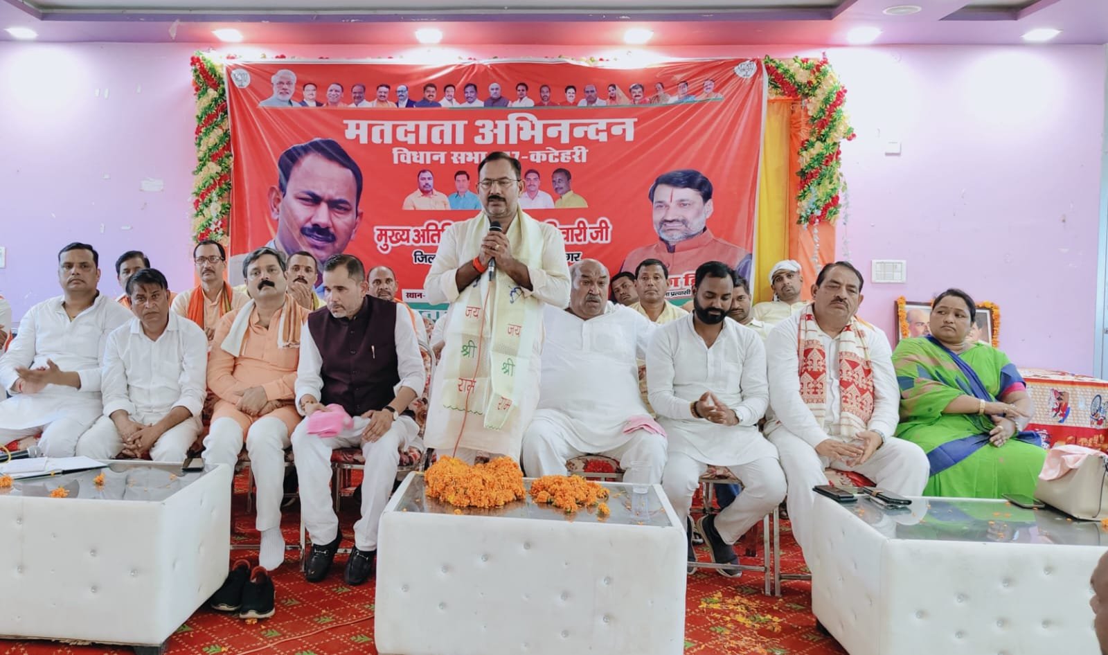 भाजपा मतदाताओं की समस्या के समाधान के लिए सदैव तत्परता से कार्य करती हैं - त्रयंबक तिवारी 