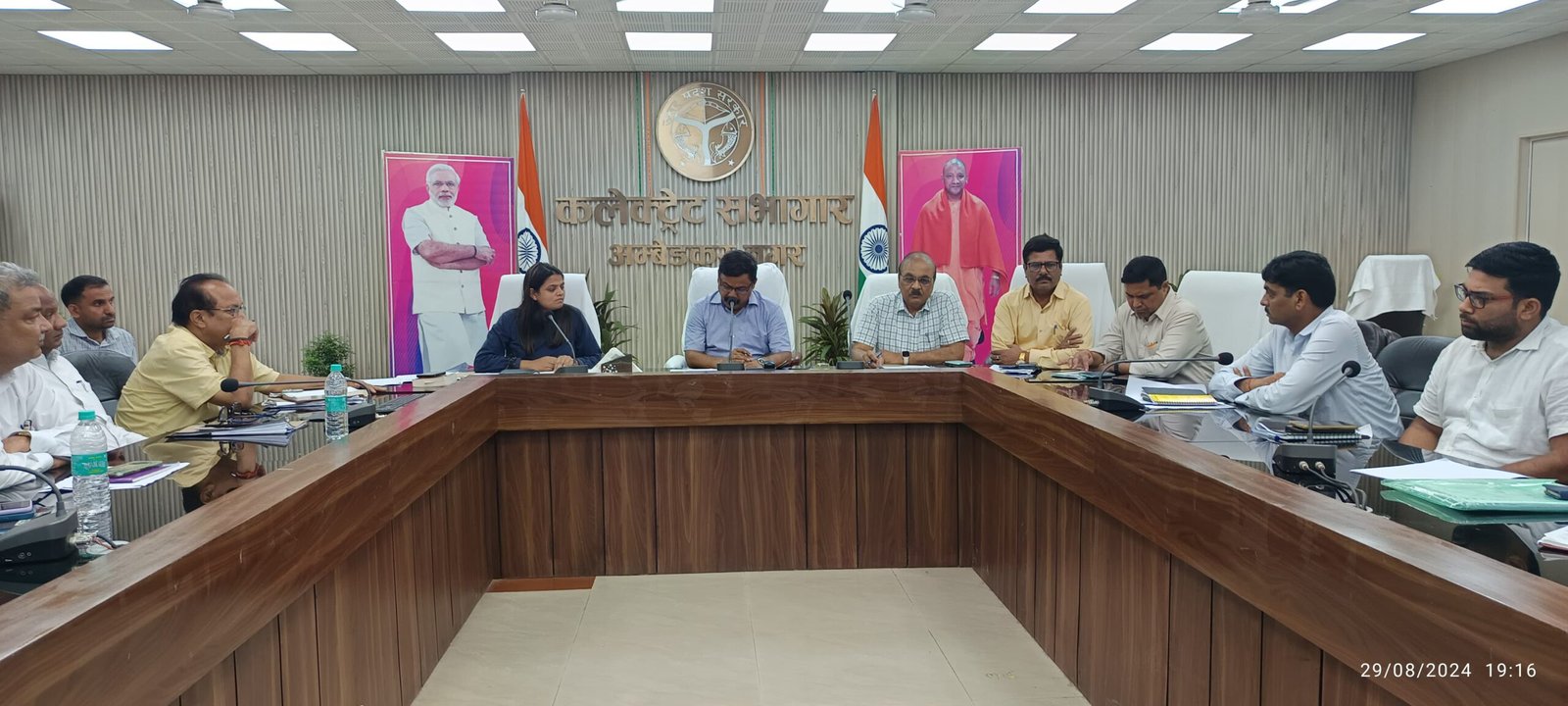 आईजीआरएस का निस्तारण ससमय गुणवत्ता पूर्ण होना चाहिए- जिलाधिकारी 