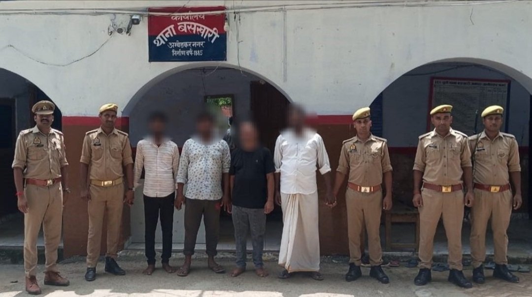 मादक पदार्थों के चार तश्करो को पुलिस ने गिरफ्तार कर,भेजा जेल 