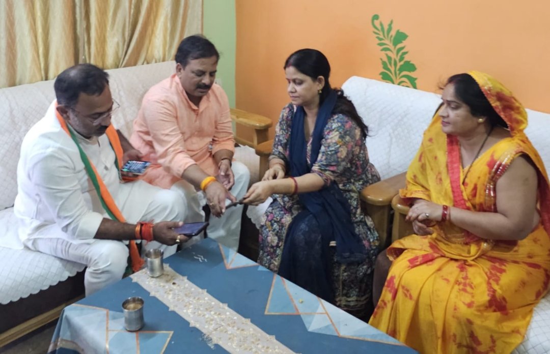 भाजपा की डिजिटल सदस्यता अभियान को प्रदेश उपाध्यक्ष ने घर-घर जकर गति देने का किया काम