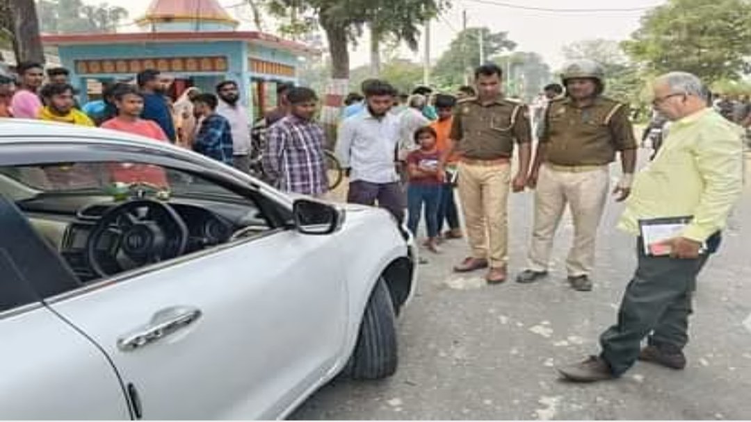  तेज रफ्तार कार ने बाइक सवार को मारी टक्कर हुई मौत 