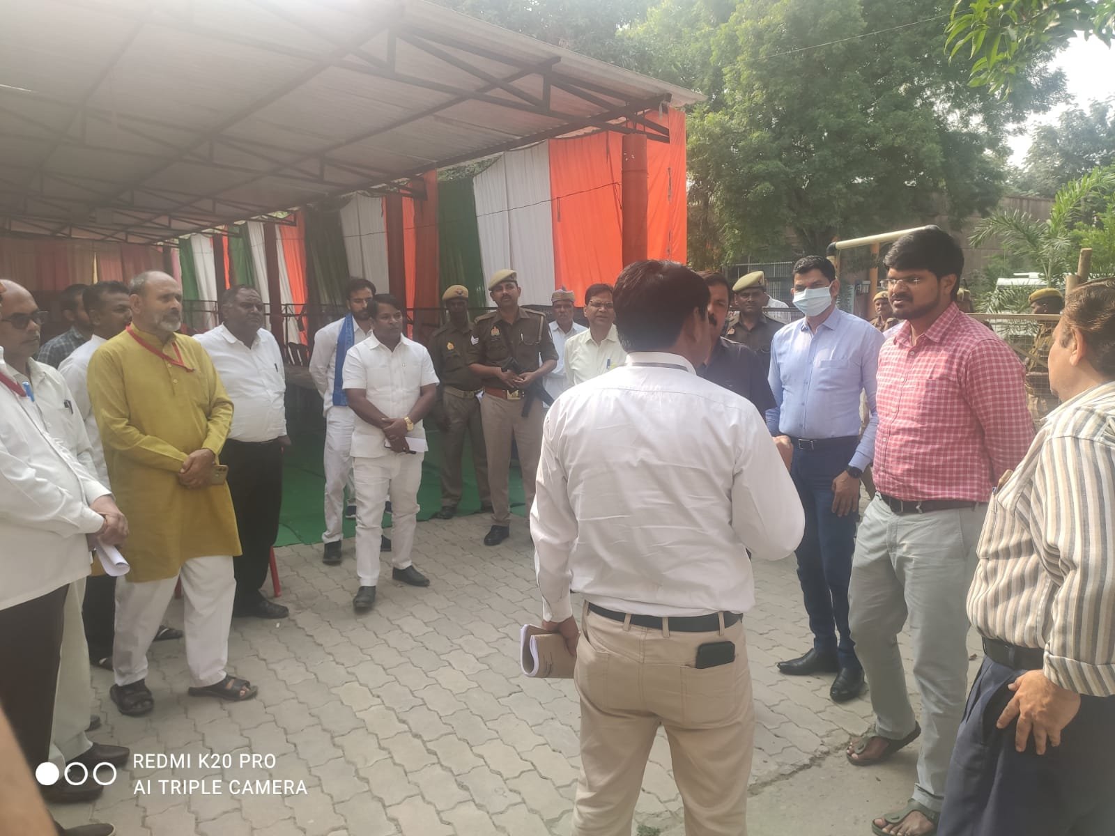 ईवीएम मशीनो के रखरखाव की दृष्टिगत ई वी एम वेयरहाउस का प्रेक्षक ने किया निरीक्षण
