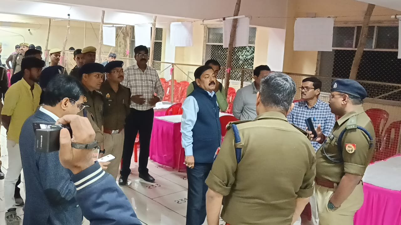 14 टेबलों पर 31 राउंड में 56 कार्मियों के सहारे होगी मतगणना