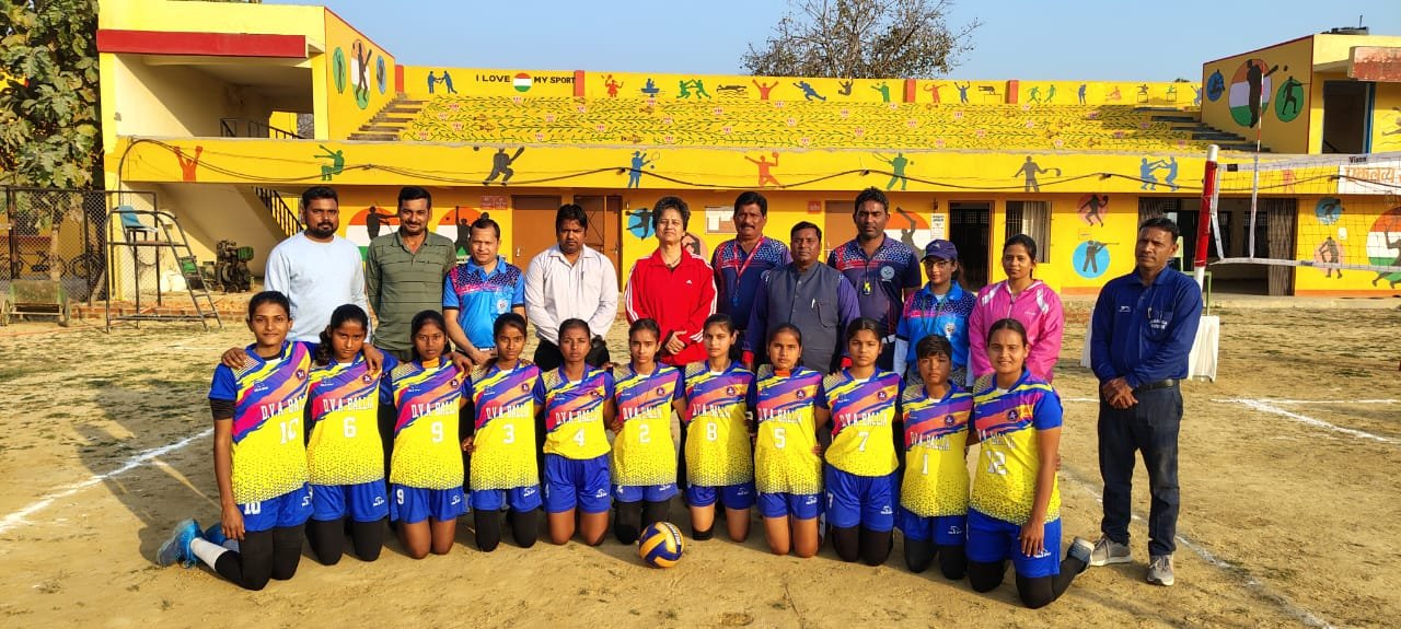 राज्य स्तरीय ओपन महिला वॉलीबाल प्रतियोगिता का हुआ भव्य शुभारंभ