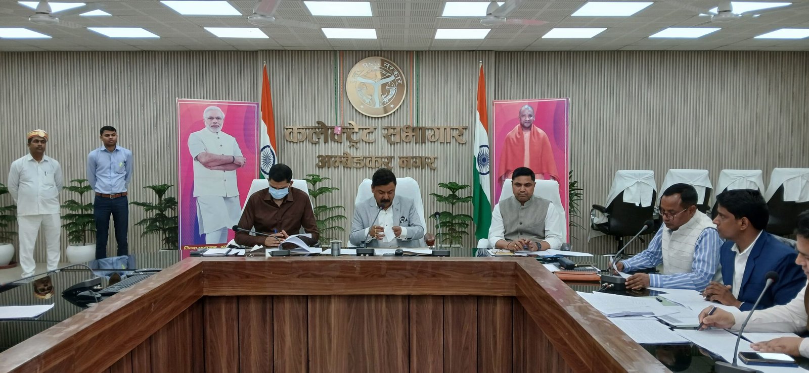 मुख्यमंत्री युवा उद्यमी योजना का युवा लाभ उठाएं- जिलाधिकारी