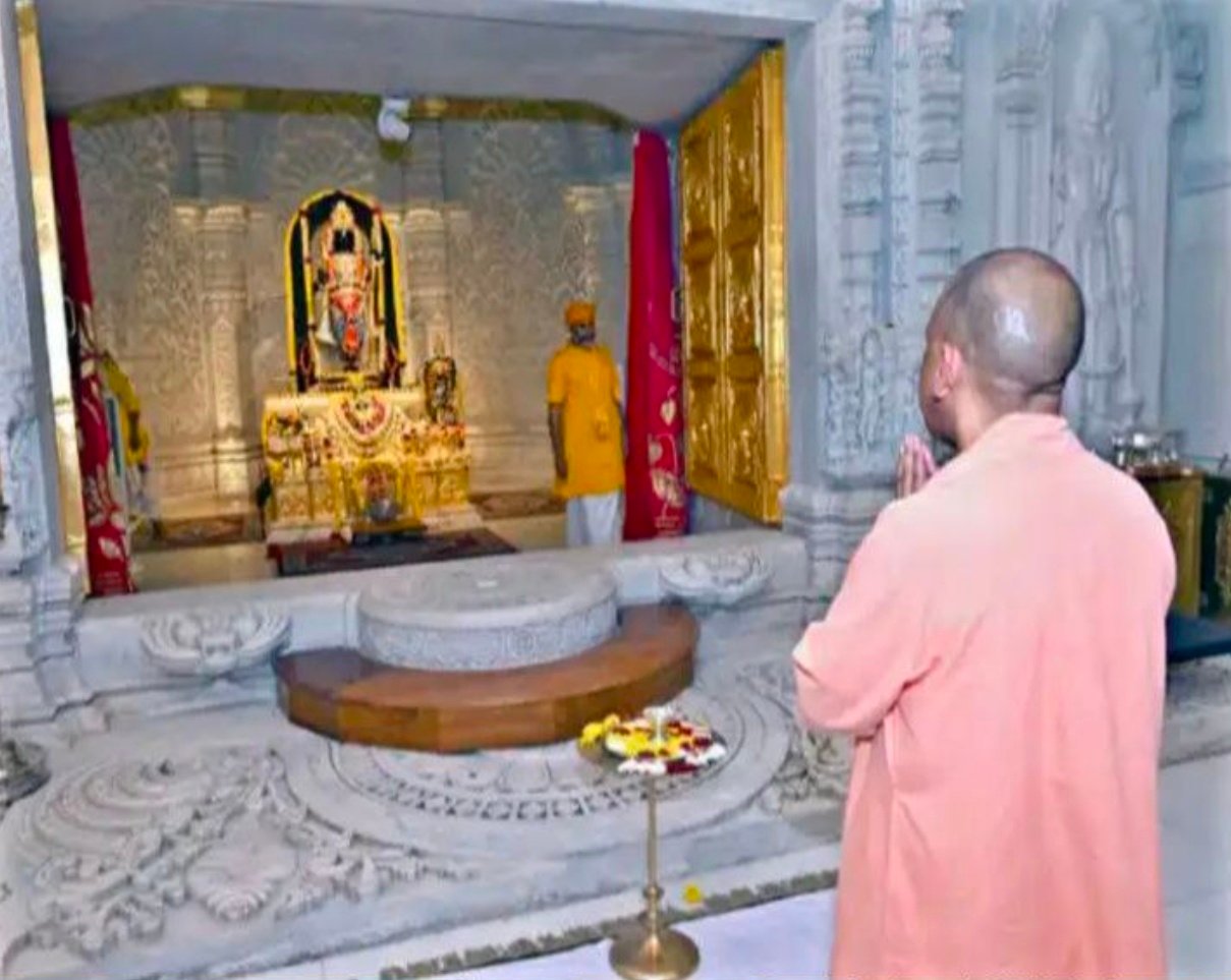 सीएम योगी ने हनुमानगढ़ी में की पूजा, रामलला के किए दर्शन और मंदिर निर्माण की जानी प्रगति