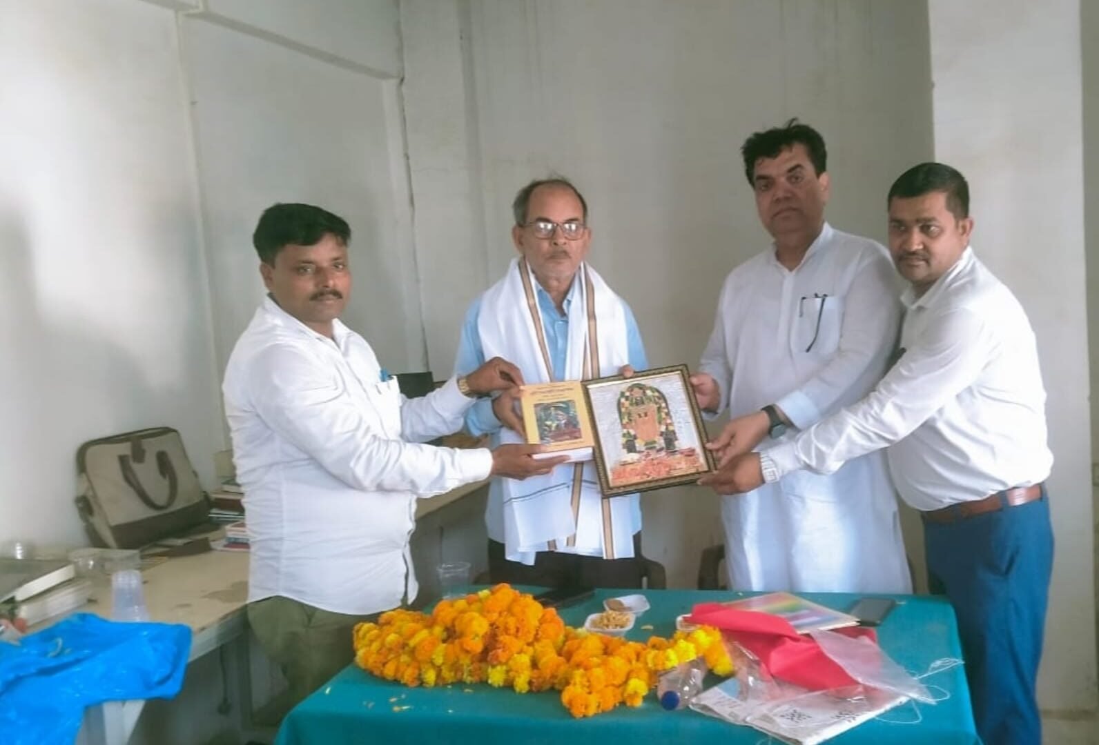 ग्रामीण पत्रकार एसोशिएशन के प्रदेश उपाध्यक्ष ने संगठन की समीक्षा बैठक की