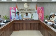 पेयजल योजनाओ का जिलाधिकारी अनुपम शुक्ला ने की समीक्षा