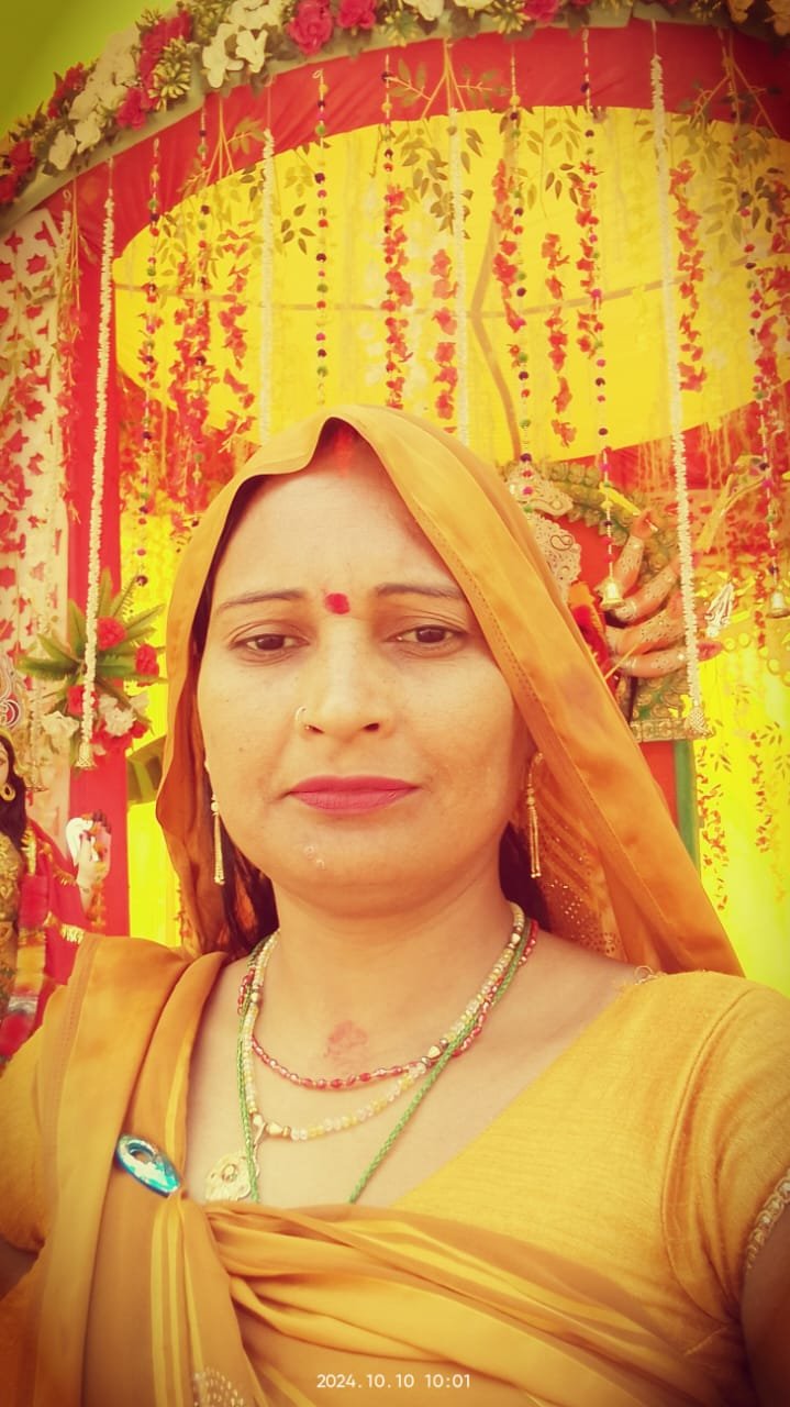 महिला का शव फंदे से लटकता मिला, प्रेमी गिरफ्तार 