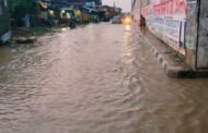 हल्की सी बारिश में न्यौरी बाजार में व्यवस्था की खोली पोल 
