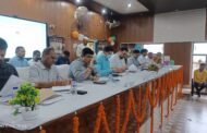 जिलाधिकारी ने पंचायत कार्यों व फॉर्मर रजिस्ट्री की समीक्षा की