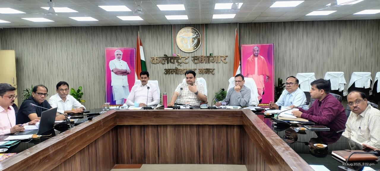 पांच आशाओं की सेवाएं समाप्त, कमजोर प्रदर्शन करने वाले सीएचओ पर कड़ी कार्रवाई के निर्देश