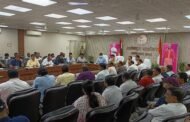 डीएम ने सीएम डैशबोर्ड के माध्यम से योजनाओं की गहन समीक्षा की