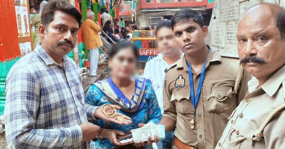हनुमानगढ़ी में महिला श्रद्धालु का दर्शन के दौरान गुम हुआ पर्स