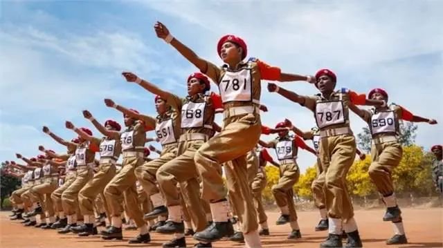 अग्निवीर स्कीम में बड़ा बदलाव, अब 25% नहीं 75% जवानों को मिलेगी स्थायी नौकरी की गारंटी, सेना कमांडर्स कॉन्फ्रेंस में हो सकता बड़ा ऐलान