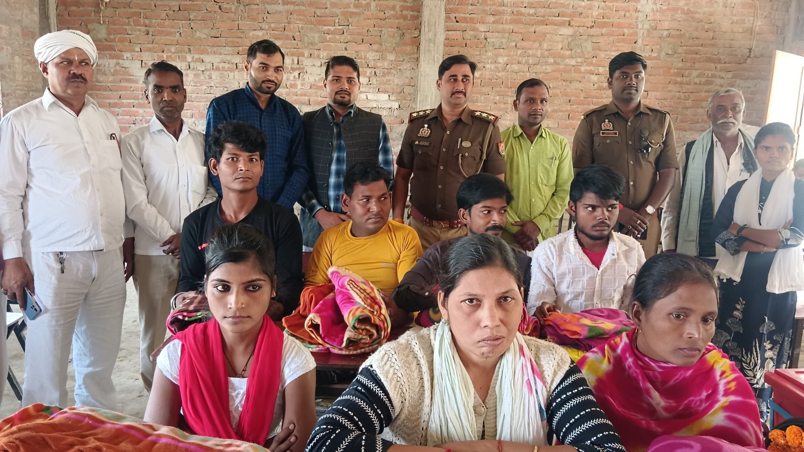 संस्थान के स्थापना दिवस पर दिव्यांगों में कंबल वितरण,पेश की मानवता की मिसाल...