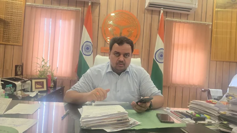 जिला मजिस्ट्रेट ने की बड़ी कार्यवाही, पांच लगाया गैंगेस्टर