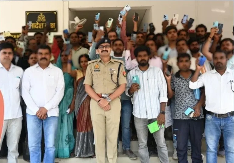 पुलिस ने 25 लाख रुपये के फोन किया बरामद