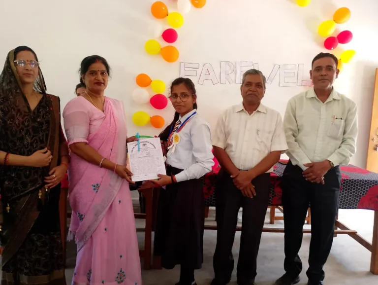 दीक्षान्त समारोह में नौनिहालों के खिले चेहरे