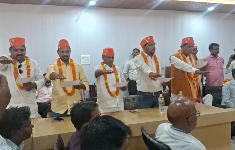 मनोनीत सभासदों का शपथ ग्रहण हुआ संपन्न