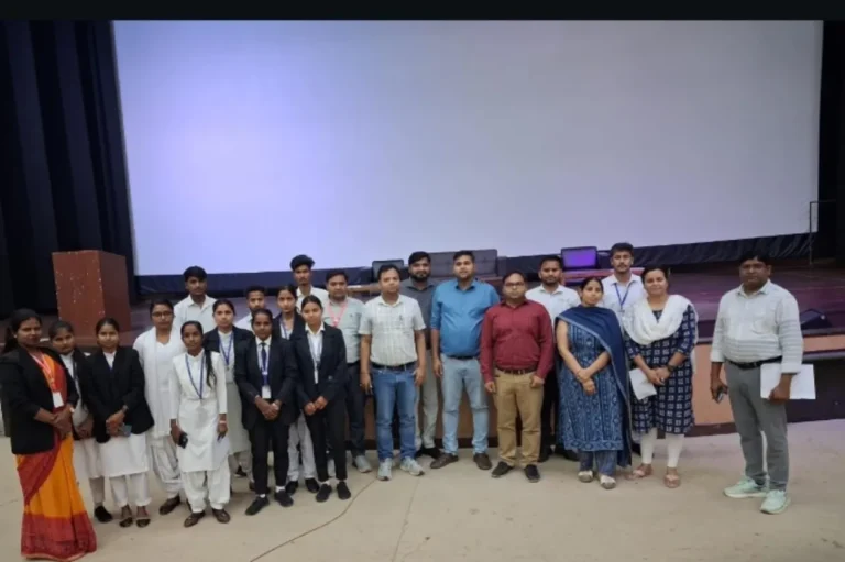 मेडिकल कॉलेज में आत्महत्या पर विशेष जागरूकता कार्यक्रम