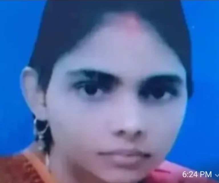 संदिग्ध परिस्थितियों में फंदे से लटकता मिला महिला का शव