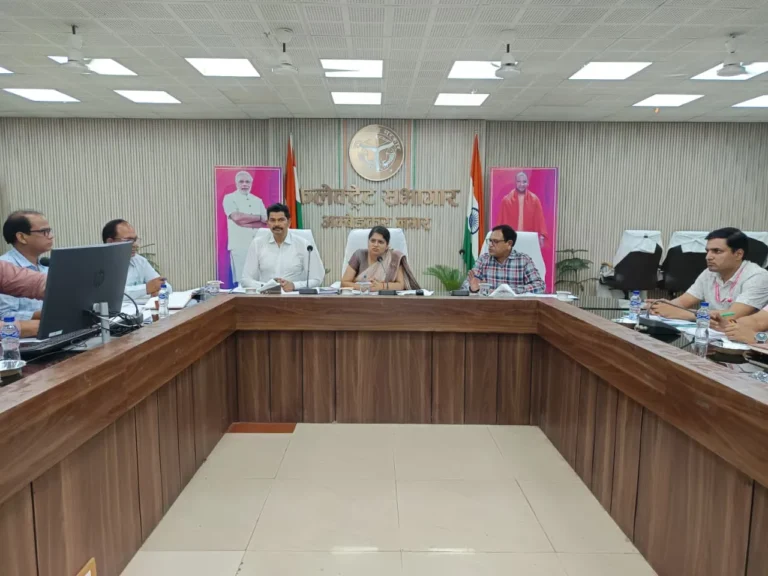 जिलाधिकारी की अध्यक्षता में जिला स्वास्थ्य समिति की बैठक हुई सम्पन्न