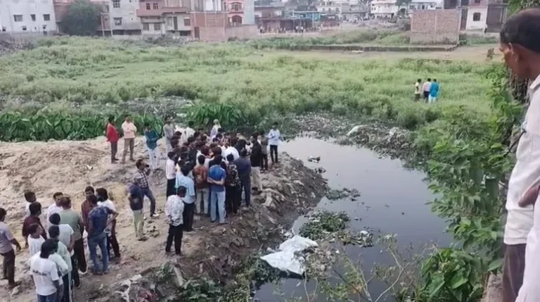 चार बच्चों की हत्या आरोपी मां का नाले में मिला शव