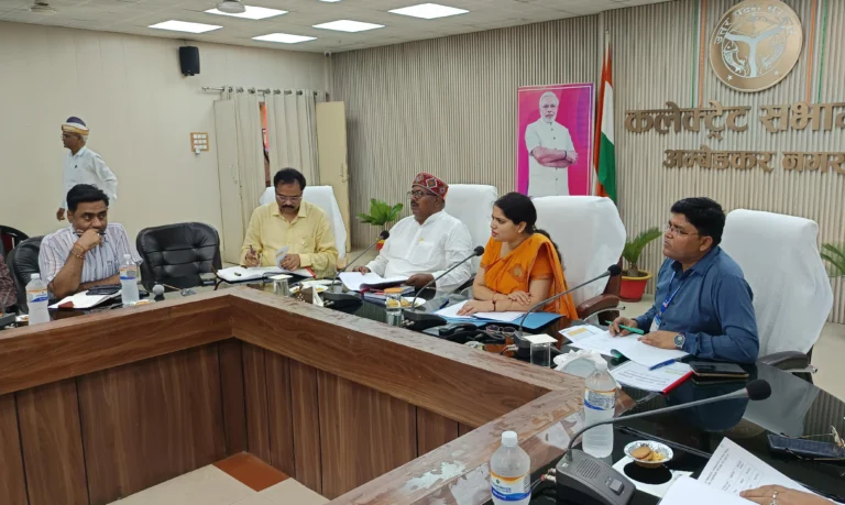 जिलाधिकारी की अध्यक्षता में रोगी कल्याण समिति की बैठक संपन्न