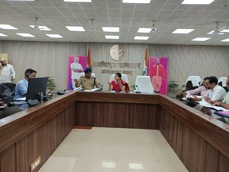 रानी लक्ष्मीबाई महिला एवं बाल सम्मान कोष योजना के अन्तर्गत बैठक हुई