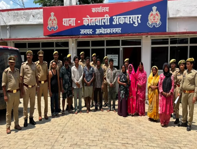 महिलाओं के साथ टप्पे बाजी करने वाले गिरोह चढ़े पुलिस के हत्थे