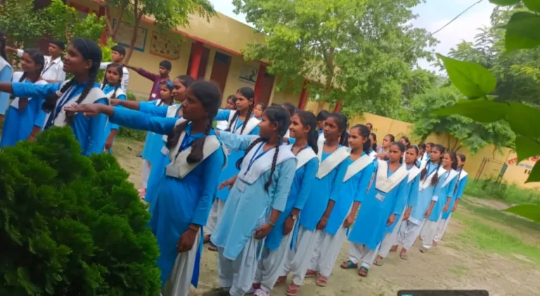संचारी रोग नियंत्रण अभियान के अन्तर्गत विद्यालयों में जागरूकता कार्यक्रमों का हुआ आयोजन