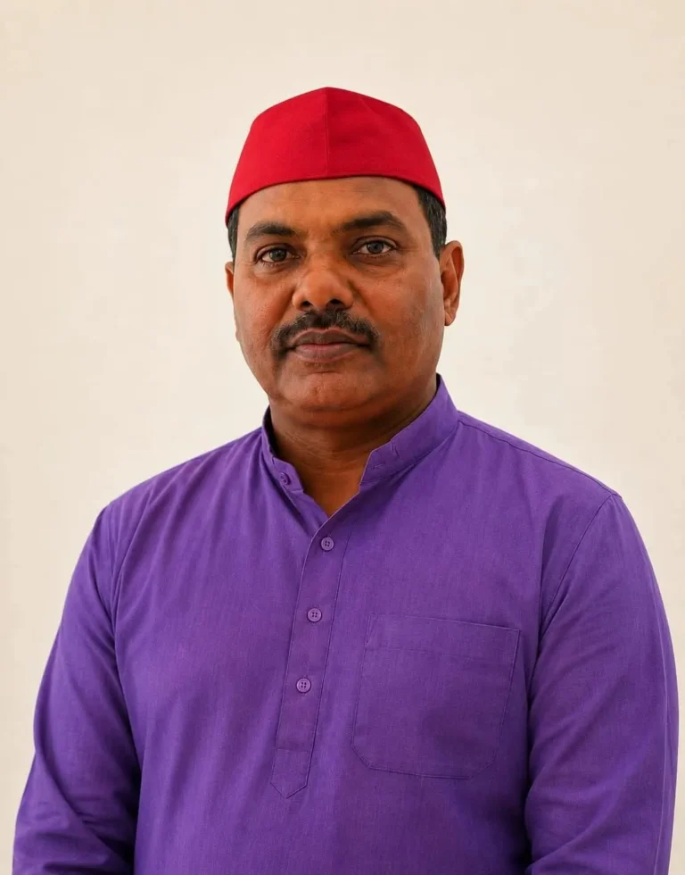 सपा ने सांसद लक्ष्मीकान्त उर्फ पप्पू निषाद को दी बड़ी जिम्मेदारी, आठ जिलों की विधानसभाओं में करेंगे कैडर पंचायत