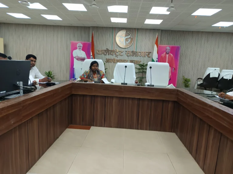गोरखपुर–फैजाबाद खण्ड शिक्षक निर्वाचन क्षेत्र की निर्वाचक नामावलियों को अद्यतन एवं त्रुटिरहित बनाने के संबंध में बैठक संपन्न