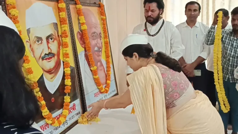 महात्मा गांधी एवं लाल बहादुर शास्त्री जी की जयंती धूमधाम से मनाई गई