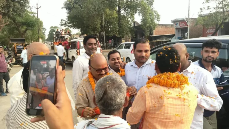 पिछड़ा वर्ग मोर्चा के नवनिर्वाचित जिला अध्यक्ष का यादव नगर तिराहे पर हुआ भव्य स्वागत